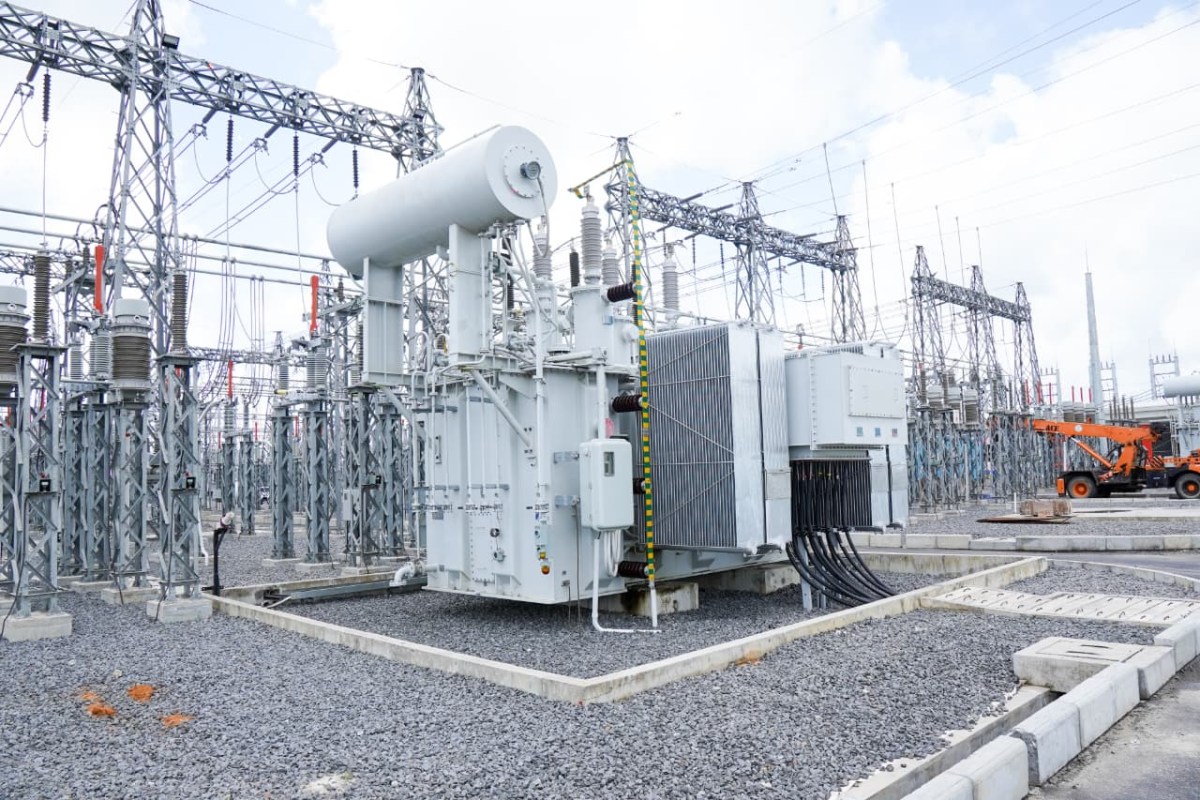 Government building redundancy into power grid to reduce outages